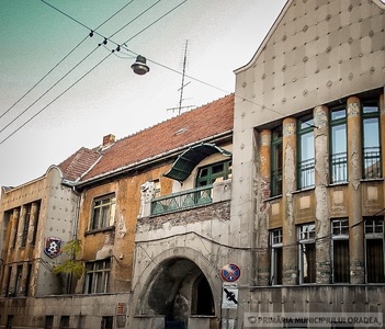 Casa Darvas - La Roche din Oradea, prima reşedinţă individuală în stilul vienez Secession, va fi restaurată şi va găzdui Muzeul Art Nouveau - FOTO