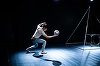 Spectacolul de teatru coregrafic "Eine Kleine Nachtmusik", de Gigi Căciuleanu, prezentat în premieră la Festivalul "George Enescu"