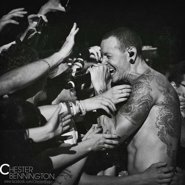 Chester Bennington a filmat un episod din noul sezon "Carpool Karaoke", înainte de a se sinucide. Familia va decide dacă va fi difuzat