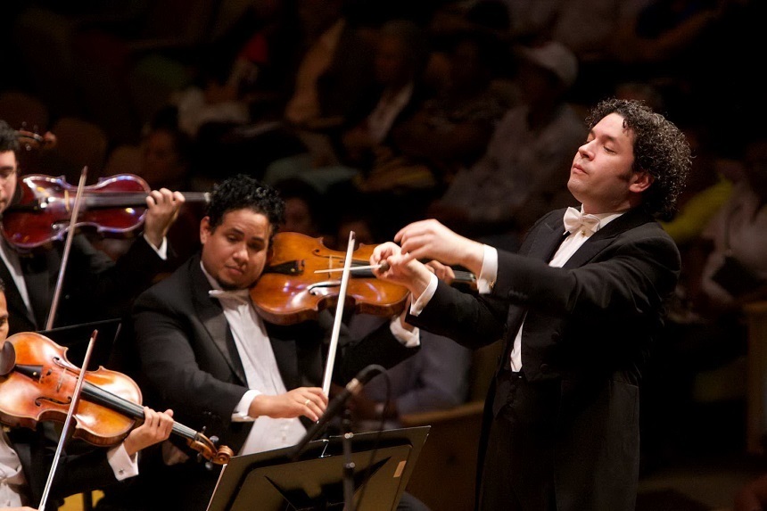 Turneul dirijorului Gustavo Dudamel în SUA, anulat din cauza opiniilor sale exprimate împotriva guvernului venezuelean