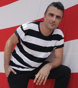 Cornel Ilie, solistul trupei Vunk, este producător muzical al emisiunii ”Românii au talent”