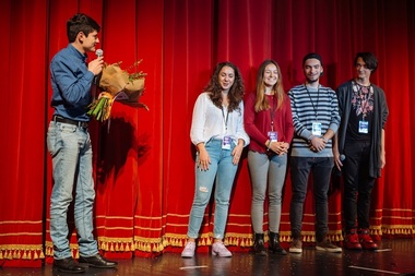 "O întâmplare ciudată cu un câine la miezul nopţii", câştigătorul premiului elevilor la EXCELSIOR Teen-Fest 2017