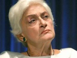 BIOGRAFIE: Olga Tudorache, doamna teatrului românesc, premiată pentru apariţii pe scenă şi pe micul ecran. Ea a format generaţii de actori