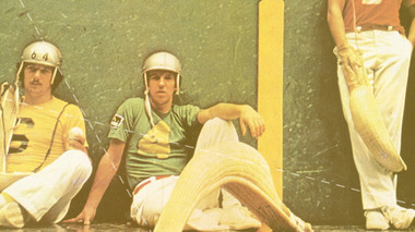 Cineastul spaniol Julio Medem realizează un serial despre sportul basc Jai alai