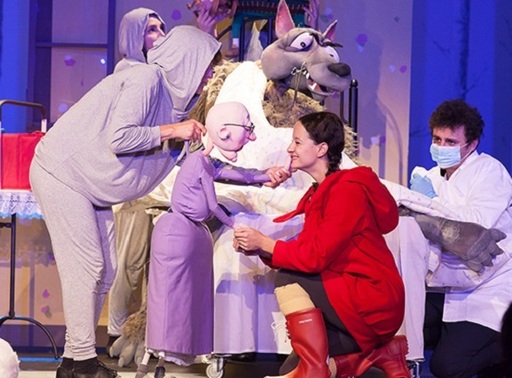 Premiera spectacolului ”Scufiţa roşie”, în regia lui Felix Alexa, va deschide Festivalul Internaţional al Teatrului Contemporan de Animaţie ImPuls 2017