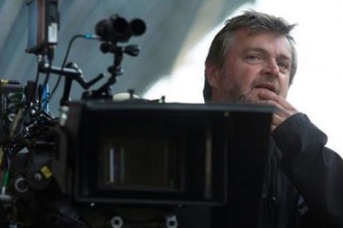 Netflix şi BBC au suspendat producţia serialului „The Forgiving Earth”, după moartea cameramanului Mark Milsome