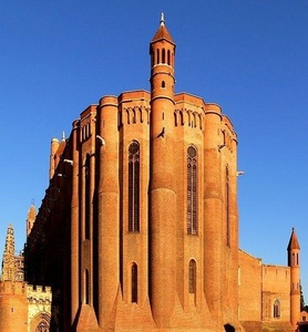 Sainte-Cécile din Albi, cea mai mare catedrală din cărămidă de pe continent, va fi iluminată multicolor - VIDEO