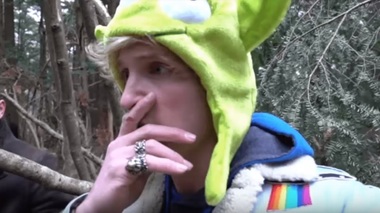 YouTube l-a sancţionat pe vloggerul care a filmat un bărbat spânzurat