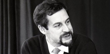 John Barton, co-fondatorul Royal Shakespeare Company, a murit la vârsta de 89 de ani 