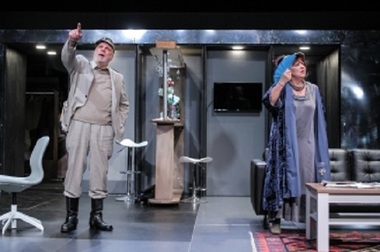"ESCU", de Tudor Muşatescu, un spectacol despre moravurile lumii politice, va avea premiera pe 7 martie la Teatrul Mic
