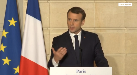 Emmanuel Macron nu va vizita standul oficial al Rusiei la Salonul Cărţii de la Paris 