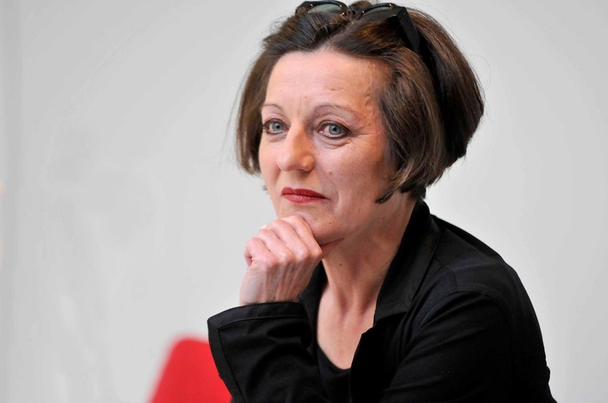 Scriitoarea Herta Müller a fost suspendată din Uniunea Scriitorilor pentru neplata cotizaţiei. Mircea Mihăieş: Scriitorii nu sunt persecutaţi, este o falsă problemă, este campanie
