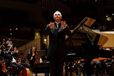Antisemitism: Dirijorul Daniel Barenboim renunţă la premiul muzical Echo 
