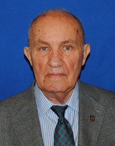 BIOGRAFIE: Dinu C. Giurescu - istoric, profesor, academician, politician