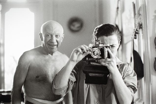 Fotograful David Douglas Duncan, cunoscut pentru portretele realizate lui Pablo Picasso, a murit la vârsta de 102 ani