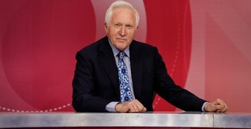 Jurnalistul David Dimbleby renunţă la prezentarea emisiunii "Question Time" de la BBC pentru a se întoarce la transmisiuni din teren