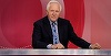 Jurnalistul David Dimbleby renunţă la prezentarea emisiunii "Question Time" de la BBC pentru a se întoarce la transmisiuni din teren
