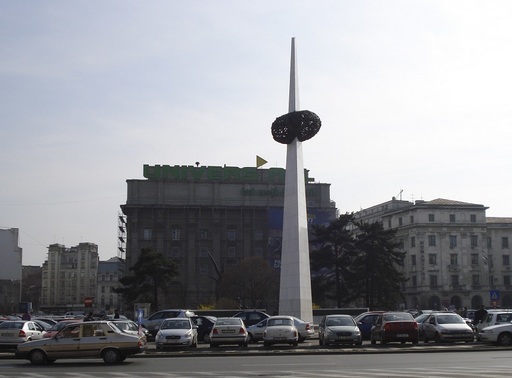 Primăria vrea să preia Ansamblul Memorialul Renaşterii din Piaţa Revoluţiei. El va fi reabilitat şi inclus în circuitul turistic