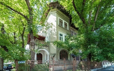Vila General Dr. Constantin Costea, monument istoric în cartierul Cotroceni, scoasă la licitaţie de la 1,3 milioane de euro