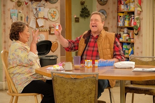 Reţeaua de televiziune canadiană CTV a cumpărat drepturile de difuzare a spinoff-ului după celebrul serial "Roseanne"
