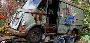 Autobuzul cu care Aerosmith a mers prima dată în turneu a fost descoperit de realizatorii emisiunii "American Pickers"