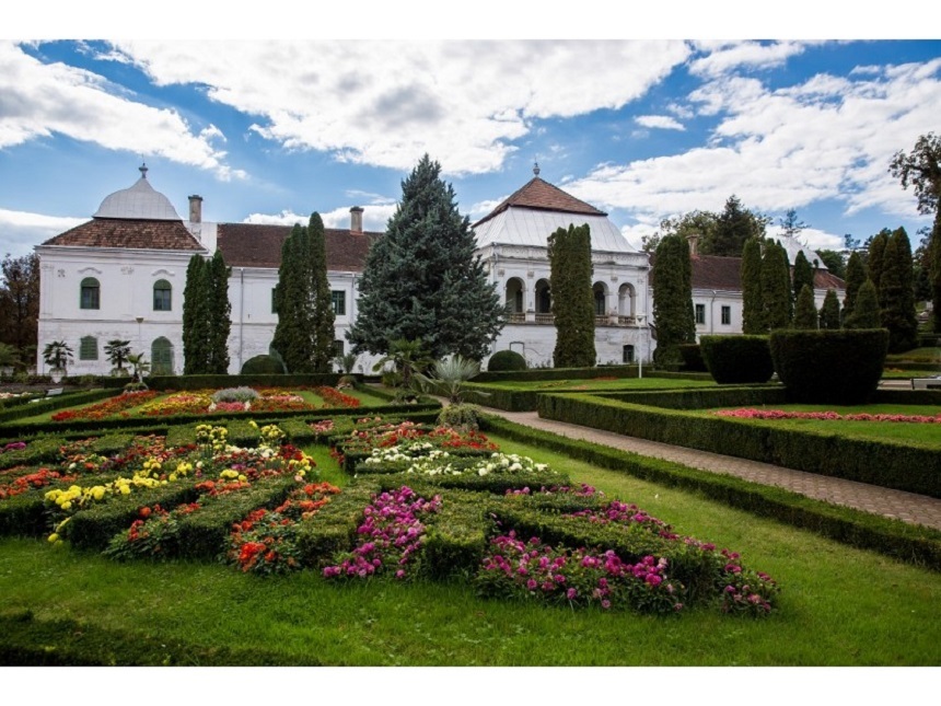 Castelul Wessélenyi din Jibou, cel mai mare ansamblu baroc din Transilvania, scos la vânzare - valoarea, estimată între 1.500.000 - 1.700.000 de euro