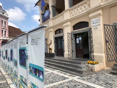 Festivalul Cerbul de Aur: O expoziţie aniversară va fi vernisată la Casa Sfatului din Braşov