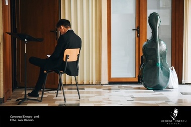 Şapte tineri s-au calificat în Semifinala Secţiunii de Violoncel din cadrul Concursului Enescu 2018

