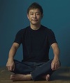 Miliardarul japonez Yusaku Maezawa şi artişti invitaţi de el vor fi primii turişti în jurul Lunii în 2023