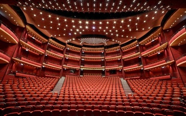 Proiect: Teatrul Naţional "I.L. Caragiale" din Bucureşti solicită 120 de posturi pentru artişti şi tehnicieni