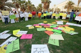 Kuweit: Intelectualii denunţă cenzura a mii de cărţi