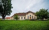 Castelul contelui Sámuel Teleki, locul de întâlnire al capetelor încoronate ale Europei, scos la licitaţie de la 650.000 de euro - FOTO