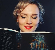 Veronica Roth nu ar scrie despre viaţa lui Trump nici pentru 1 milion de dolari: Nu culoarea este problema Casei Albe, ci ce se află înăuntru