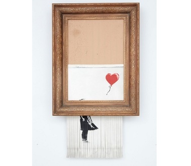 Banksy: „Girl with Balloon” nu s-a autodistrus conform planului - VIDEO

