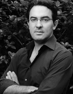 Juan Gabriel Vásquez, cel mai important scriitor columbian al momentului, deschide serile dedicate literaturii de la FILTM 2018