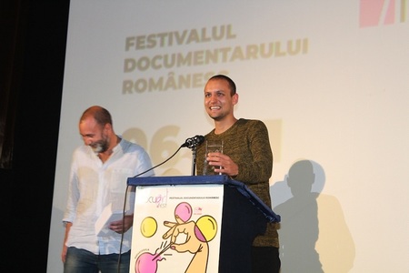 Documentarul studenţesc "Nunta anului", de József Bán, a câştigat marele premiu la Docuart Fest