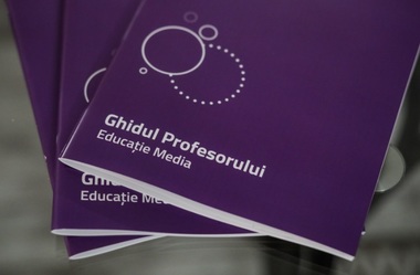 Fenomenul Fake News: 89% dintre elevii de liceu cred că ştirile false sunt o problemă pentru România - studiu