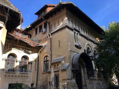 Casa lui Ion I.C. Brătianu din centrul Capitalei, om-cheie în înfăptuirea Marii Uniri de la 1918, în stare critică - FOTO/ VIDEO