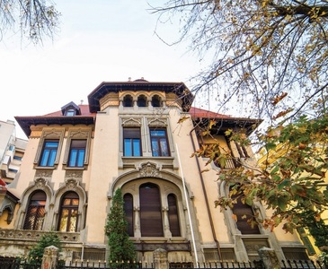 Vila Aurel Mincu, în stil neoromânesc cu influenţe bizantine, scoasă la licitaţie de la 3,4 milioane de euro - FOTO