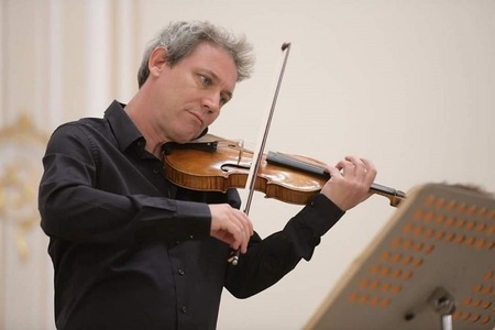 Violonistul francez David Grimal, invitat într-un concert dirijat de Christian Badea la Filarmonica "George Enescu"