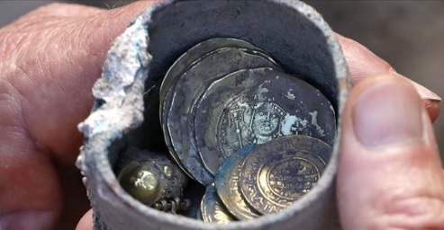 Israel: A fost descoperit un tezaur cu monede din aur datând de acum 900 de ani