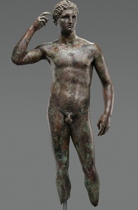 Muzeul Getty din Los Angeles, obligat să restituie Italiei o statuie din bronz veche de 2.000 de ani