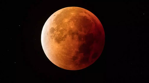 Fenomenul „super Luna sângerie a lupului”, vizibil în America de Nord şi Sud, parţial în Europa şi Africa
