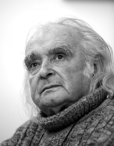 Poetul Emil Brumaru a murit la vârsta de 80 de ani. Scriitorii români îi aduc un omagiu: Un poet superb pe măsura spiritului şi caracterului său