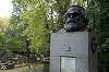 Mormântul filosofului german Karl Marx, vandalizat la Londra