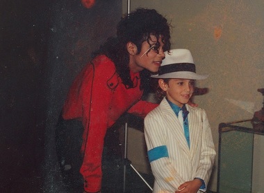HBO îşi menţine, în ciuda criticilor, decizia de a difuza controversatul documentar „Leaving Neverland”

