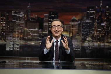 Sezonul al şaselea al emisiunii „Last week tonight with John Oliver”, disponibil pe HBO GO