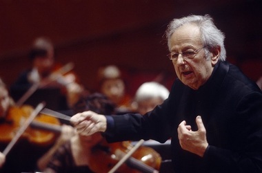 Muzicianul André Previn, de patru ori câştigător al premiului Oscar, a murit la vârsta de 89 de ani