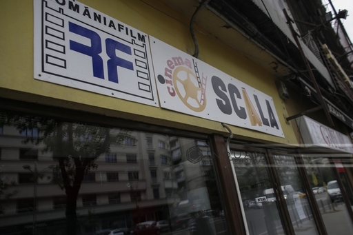 Scriitorul şi senatorul Dan Lungu îi cere lămuriri ministrului Breaz legat de situaţia cinematografelor de stat: Este ca într-un SF pe care l-aş numi „Stăpânii ecranelor”
