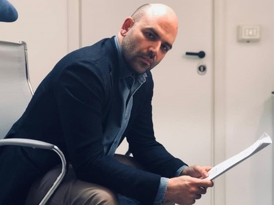 Scriitorul italian Roberto Saviano, care de 12 ani este ameninţat cu moartea de mafie, prezent la festivalul "Quais du polar": A citi este de asemenea un act de rezistenţă